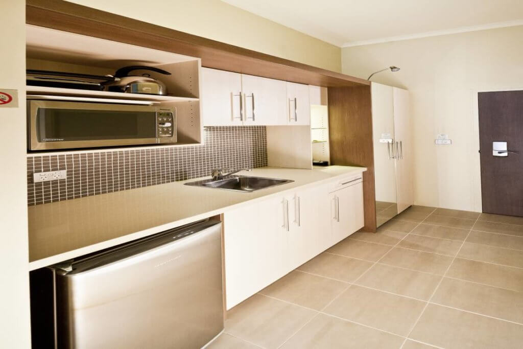 Wentworth Queen Studio Apartments